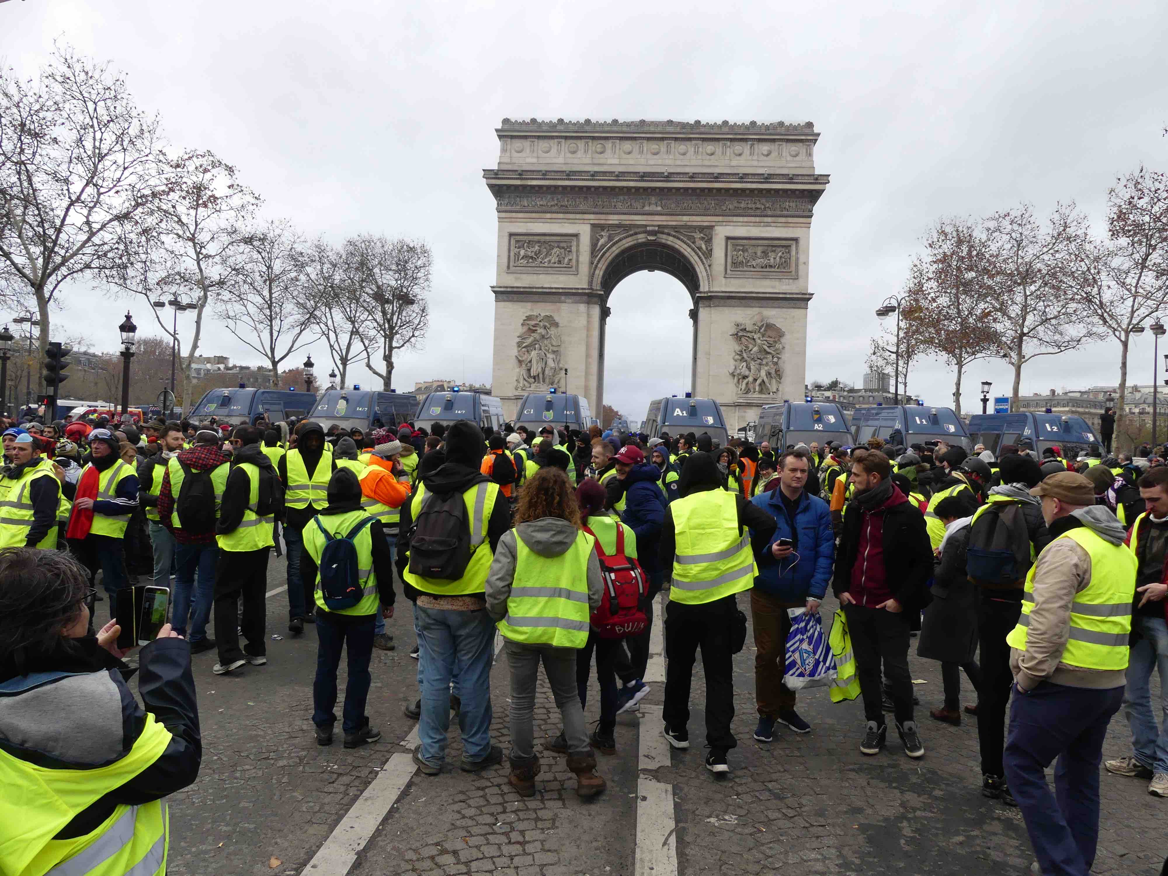 Avec les Gilets Jaunes à Paris le 8 décembre